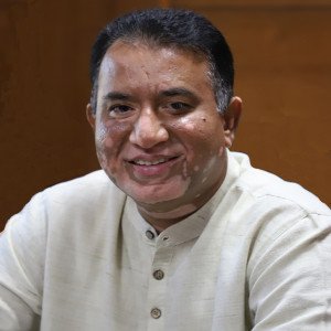 Dr Praveen Martis
